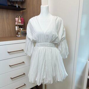 WHITE PRETTY LITTLE THING DRESS